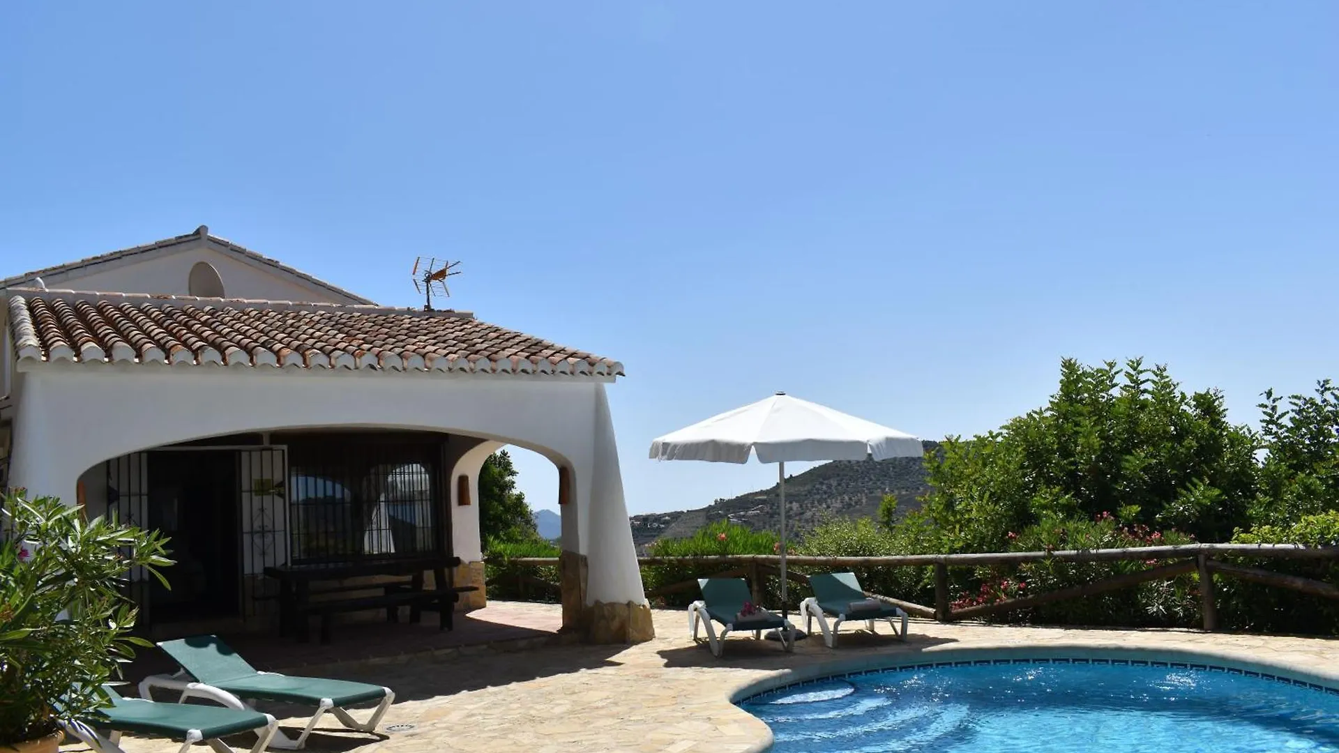 Finca Algarabia Mit Privatem Pool Competa